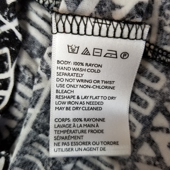 Silence + Noise Women's M Hanky Hem Zip Front - Picture 7 of 7